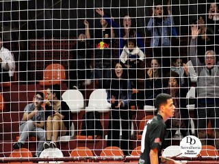 
<a style='margin-left: 5px;' class='btn btn-xs btn-social btn-facebook' href='https://www.facebook.com/sharer/sharer.php?u=https://ko-boladovale.web.getmuller.com.br/imgs/800-800-90/conteudo/fotos/2027/img4254.jpg' rel='popup' data-width='500' data-height='400'><i class='fa fa-facebook'></i>Compartilhar <span class='hidden-xs'>no Facebook</span>
</a> 
<a class='btn btn-default btn-xs' target='_blank' href='imgs/800-800-90/conteudo/fotos/2027/img4254.jpg'>
<span class='glyphicon glyphicon-cloud-download'></span> Salvar
</a> 
<span></span>