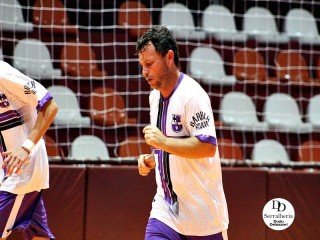 
<a style='margin-left: 5px;' class='btn btn-xs btn-social btn-facebook' href='https://www.facebook.com/sharer/sharer.php?u=https://ko-boladovale.web.getmuller.com.br/imgs/800-800-90/conteudo/fotos/2028/img4353.jpg' rel='popup' data-width='500' data-height='400'><i class='fa fa-facebook'></i>Compartilhar <span class='hidden-xs'>no Facebook</span>
</a> 
<a class='btn btn-default btn-xs' target='_blank' href='imgs/800-800-90/conteudo/fotos/2028/img4353.jpg'>
<span class='glyphicon glyphicon-cloud-download'></span> Salvar
</a> 
<span></span>