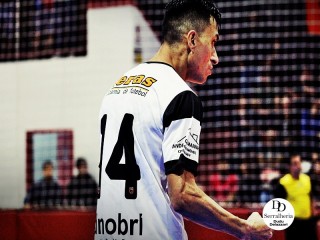 
<a style='margin-left: 5px;' class='btn btn-xs btn-social btn-facebook' href='https://www.facebook.com/sharer/sharer.php?u=https://ko-boladovale.web.getmuller.com.br/imgs/800-800-90/conteudo/fotos/2031/img4538.jpg' rel='popup' data-width='500' data-height='400'><i class='fa fa-facebook'></i>Compartilhar <span class='hidden-xs'>no Facebook</span>
</a> 
<a class='btn btn-default btn-xs' target='_blank' href='imgs/800-800-90/conteudo/fotos/2031/img4538.jpg'>
<span class='glyphicon glyphicon-cloud-download'></span> Salvar
</a> 
<span></span>