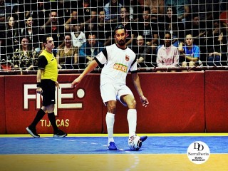 
<a style='margin-left: 5px;' class='btn btn-xs btn-social btn-facebook' href='https://www.facebook.com/sharer/sharer.php?u=https://ko-boladovale.web.getmuller.com.br/imgs/800-800-90/conteudo/fotos/2031/img4569.jpg' rel='popup' data-width='500' data-height='400'><i class='fa fa-facebook'></i>Compartilhar <span class='hidden-xs'>no Facebook</span>
</a> 
<a class='btn btn-default btn-xs' target='_blank' href='imgs/800-800-90/conteudo/fotos/2031/img4569.jpg'>
<span class='glyphicon glyphicon-cloud-download'></span> Salvar
</a> 
<span></span>