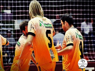 
<a style='margin-left: 5px;' class='btn btn-xs btn-social btn-facebook' href='https://www.facebook.com/sharer/sharer.php?u=https://ko-boladovale.web.getmuller.com.br/imgs/800-800-90/conteudo/fotos/2031/img4613.jpg' rel='popup' data-width='500' data-height='400'><i class='fa fa-facebook'></i>Compartilhar <span class='hidden-xs'>no Facebook</span>
</a> 
<a class='btn btn-default btn-xs' target='_blank' href='imgs/800-800-90/conteudo/fotos/2031/img4613.jpg'>
<span class='glyphicon glyphicon-cloud-download'></span> Salvar
</a> 
<span></span>