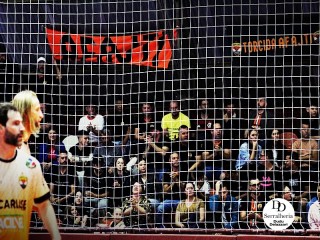 
<a style='margin-left: 5px;' class='btn btn-xs btn-social btn-facebook' href='https://www.facebook.com/sharer/sharer.php?u=https://ko-boladovale.web.getmuller.com.br/imgs/800-800-90/conteudo/fotos/2031/img4615.jpg' rel='popup' data-width='500' data-height='400'><i class='fa fa-facebook'></i>Compartilhar <span class='hidden-xs'>no Facebook</span>
</a> 
<a class='btn btn-default btn-xs' target='_blank' href='imgs/800-800-90/conteudo/fotos/2031/img4615.jpg'>
<span class='glyphicon glyphicon-cloud-download'></span> Salvar
</a> 
<span></span>