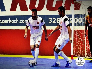 
<a style='margin-left: 5px;' class='btn btn-xs btn-social btn-facebook' href='https://www.facebook.com/sharer/sharer.php?u=https://ko-boladovale.web.getmuller.com.br/imgs/800-800-90/conteudo/fotos/2031/img4628.jpg' rel='popup' data-width='500' data-height='400'><i class='fa fa-facebook'></i>Compartilhar <span class='hidden-xs'>no Facebook</span>
</a> 
<a class='btn btn-default btn-xs' target='_blank' href='imgs/800-800-90/conteudo/fotos/2031/img4628.jpg'>
<span class='glyphicon glyphicon-cloud-download'></span> Salvar
</a> 
<span></span>