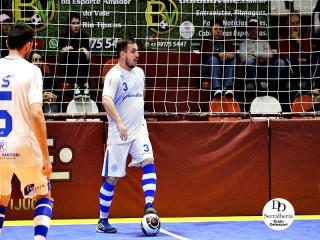 
<a style='margin-left: 5px;' class='btn btn-xs btn-social btn-facebook' href='https://www.facebook.com/sharer/sharer.php?u=https://ko-boladovale.web.getmuller.com.br/imgs/800-800-90/conteudo/fotos/2032/img4725.jpg' rel='popup' data-width='500' data-height='400'><i class='fa fa-facebook'></i>Compartilhar <span class='hidden-xs'>no Facebook</span>
</a> 
<a class='btn btn-default btn-xs' target='_blank' href='imgs/800-800-90/conteudo/fotos/2032/img4725.jpg'>
<span class='glyphicon glyphicon-cloud-download'></span> Salvar
</a> 
<span></span>