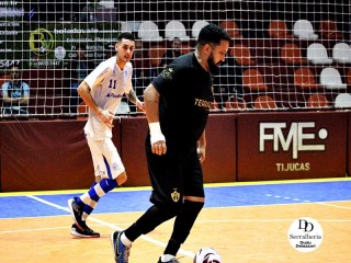 
<a style='margin-left: 5px;' class='btn btn-xs btn-social btn-facebook' href='https://www.facebook.com/sharer/sharer.php?u=https://ko-boladovale.web.getmuller.com.br/imgs/800-800-90/conteudo/fotos/2032/img4789.jpg' rel='popup' data-width='500' data-height='400'><i class='fa fa-facebook'></i>Compartilhar <span class='hidden-xs'>no Facebook</span>
</a> 
<a class='btn btn-default btn-xs' target='_blank' href='imgs/800-800-90/conteudo/fotos/2032/img4789.jpg'>
<span class='glyphicon glyphicon-cloud-download'></span> Salvar
</a> 
<span></span>