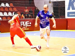 
<a style='margin-left: 5px;' class='btn btn-xs btn-social btn-facebook' href='https://www.facebook.com/sharer/sharer.php?u=https://ko-boladovale.web.getmuller.com.br/imgs/800-800-90/conteudo/fotos/2033/img3576.jpg' rel='popup' data-width='500' data-height='400'><i class='fa fa-facebook'></i>Compartilhar <span class='hidden-xs'>no Facebook</span>
</a> 
<a class='btn btn-default btn-xs' target='_blank' href='imgs/800-800-90/conteudo/fotos/2033/img3576.jpg'>
<span class='glyphicon glyphicon-cloud-download'></span> Salvar
</a> 
<span></span>