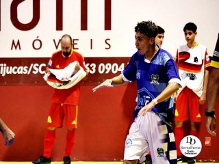 
<a style='margin-left: 5px;' class='btn btn-xs btn-social btn-facebook' href='https://www.facebook.com/sharer/sharer.php?u=https://ko-boladovale.web.getmuller.com.br/imgs/800-800-90/conteudo/fotos/2033/img3663.jpg' rel='popup' data-width='500' data-height='400'><i class='fa fa-facebook'></i>Compartilhar <span class='hidden-xs'>no Facebook</span>
</a> 
<a class='btn btn-default btn-xs' target='_blank' href='imgs/800-800-90/conteudo/fotos/2033/img3663.jpg'>
<span class='glyphicon glyphicon-cloud-download'></span> Salvar
</a> 
<span></span>