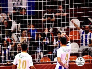 
<a style='margin-left: 5px;' class='btn btn-xs btn-social btn-facebook' href='https://www.facebook.com/sharer/sharer.php?u=https://ko-boladovale.web.getmuller.com.br/imgs/800-800-90/conteudo/fotos/2034/img3901.jpg' rel='popup' data-width='500' data-height='400'><i class='fa fa-facebook'></i>Compartilhar <span class='hidden-xs'>no Facebook</span>
</a> 
<a class='btn btn-default btn-xs' target='_blank' href='imgs/800-800-90/conteudo/fotos/2034/img3901.jpg'>
<span class='glyphicon glyphicon-cloud-download'></span> Salvar
</a> 
<span></span>