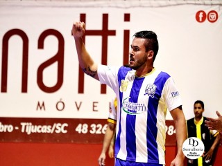 
<a style='margin-left: 5px;' class='btn btn-xs btn-social btn-facebook' href='https://www.facebook.com/sharer/sharer.php?u=https://ko-boladovale.web.getmuller.com.br/imgs/800-800-90/conteudo/fotos/2034/img3946.jpg' rel='popup' data-width='500' data-height='400'><i class='fa fa-facebook'></i>Compartilhar <span class='hidden-xs'>no Facebook</span>
</a> 
<a class='btn btn-default btn-xs' target='_blank' href='imgs/800-800-90/conteudo/fotos/2034/img3946.jpg'>
<span class='glyphicon glyphicon-cloud-download'></span> Salvar
</a> 
<span></span>