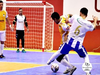 
<a style='margin-left: 5px;' class='btn btn-xs btn-social btn-facebook' href='https://www.facebook.com/sharer/sharer.php?u=https://ko-boladovale.web.getmuller.com.br/imgs/800-800-90/conteudo/fotos/2034/img3966.jpg' rel='popup' data-width='500' data-height='400'><i class='fa fa-facebook'></i>Compartilhar <span class='hidden-xs'>no Facebook</span>
</a> 
<a class='btn btn-default btn-xs' target='_blank' href='imgs/800-800-90/conteudo/fotos/2034/img3966.jpg'>
<span class='glyphicon glyphicon-cloud-download'></span> Salvar
</a> 
<span></span>