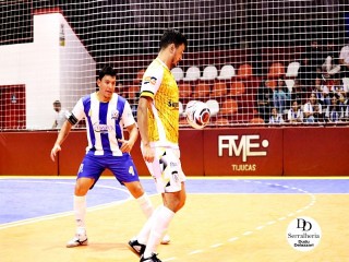 
<a style='margin-left: 5px;' class='btn btn-xs btn-social btn-facebook' href='https://www.facebook.com/sharer/sharer.php?u=https://ko-boladovale.web.getmuller.com.br/imgs/800-800-90/conteudo/fotos/2034/img3968.jpg' rel='popup' data-width='500' data-height='400'><i class='fa fa-facebook'></i>Compartilhar <span class='hidden-xs'>no Facebook</span>
</a> 
<a class='btn btn-default btn-xs' target='_blank' href='imgs/800-800-90/conteudo/fotos/2034/img3968.jpg'>
<span class='glyphicon glyphicon-cloud-download'></span> Salvar
</a> 
<span></span>