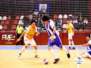 
<a style='margin-left: 5px;' class='btn btn-xs btn-social btn-facebook' href='https://www.facebook.com/sharer/sharer.php?u=https://ko-boladovale.web.getmuller.com.br/imgs/800-800-90/conteudo/fotos/2034/img3991.jpg' rel='popup' data-width='500' data-height='400'><i class='fa fa-facebook'></i>Compartilhar <span class='hidden-xs'>no Facebook</span>
</a> 
<a class='btn btn-default btn-xs' target='_blank' href='imgs/800-800-90/conteudo/fotos/2034/img3991.jpg'>
<span class='glyphicon glyphicon-cloud-download'></span> Salvar
</a> 
<span></span>