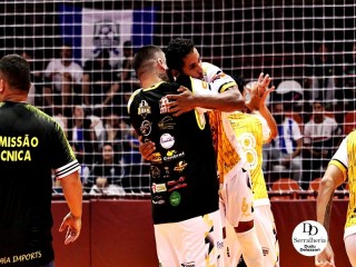 
<a style='margin-left: 5px;' class='btn btn-xs btn-social btn-facebook' href='https://www.facebook.com/sharer/sharer.php?u=https://ko-boladovale.web.getmuller.com.br/imgs/800-800-90/conteudo/fotos/2034/img4054.jpg' rel='popup' data-width='500' data-height='400'><i class='fa fa-facebook'></i>Compartilhar <span class='hidden-xs'>no Facebook</span>
</a> 
<a class='btn btn-default btn-xs' target='_blank' href='imgs/800-800-90/conteudo/fotos/2034/img4054.jpg'>
<span class='glyphicon glyphicon-cloud-download'></span> Salvar
</a> 
<span></span>