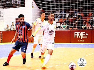 
<a style='margin-left: 5px;' class='btn btn-xs btn-social btn-facebook' href='https://www.facebook.com/sharer/sharer.php?u=https://ko-boladovale.web.getmuller.com.br/imgs/800-800-90/conteudo/fotos/2035/img3767.jpg' rel='popup' data-width='500' data-height='400'><i class='fa fa-facebook'></i>Compartilhar <span class='hidden-xs'>no Facebook</span>
</a> 
<a class='btn btn-default btn-xs' target='_blank' href='imgs/800-800-90/conteudo/fotos/2035/img3767.jpg'>
<span class='glyphicon glyphicon-cloud-download'></span> Salvar
</a> 
<span></span>