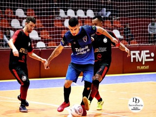 
<a style='margin-left: 5px;' class='btn btn-xs btn-social btn-facebook' href='https://www.facebook.com/sharer/sharer.php?u=https://ko-boladovale.web.getmuller.com.br/imgs/800-800-90/conteudo/fotos/2036/img4070.jpg' rel='popup' data-width='500' data-height='400'><i class='fa fa-facebook'></i>Compartilhar <span class='hidden-xs'>no Facebook</span>
</a> 
<a class='btn btn-default btn-xs' target='_blank' href='imgs/800-800-90/conteudo/fotos/2036/img4070.jpg'>
<span class='glyphicon glyphicon-cloud-download'></span> Salvar
</a> 
<span></span>