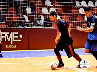 
<a style='margin-left: 5px;' class='btn btn-xs btn-social btn-facebook' href='https://www.facebook.com/sharer/sharer.php?u=https://ko-boladovale.web.getmuller.com.br/imgs/800-800-90/conteudo/fotos/2036/img4093.jpg' rel='popup' data-width='500' data-height='400'><i class='fa fa-facebook'></i>Compartilhar <span class='hidden-xs'>no Facebook</span>
</a> 
<a class='btn btn-default btn-xs' target='_blank' href='imgs/800-800-90/conteudo/fotos/2036/img4093.jpg'>
<span class='glyphicon glyphicon-cloud-download'></span> Salvar
</a> 
<span></span>