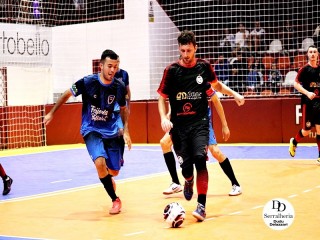 
<a style='margin-left: 5px;' class='btn btn-xs btn-social btn-facebook' href='https://www.facebook.com/sharer/sharer.php?u=https://ko-boladovale.web.getmuller.com.br/imgs/800-800-90/conteudo/fotos/2036/img4138.jpg' rel='popup' data-width='500' data-height='400'><i class='fa fa-facebook'></i>Compartilhar <span class='hidden-xs'>no Facebook</span>
</a> 
<a class='btn btn-default btn-xs' target='_blank' href='imgs/800-800-90/conteudo/fotos/2036/img4138.jpg'>
<span class='glyphicon glyphicon-cloud-download'></span> Salvar
</a> 
<span></span>