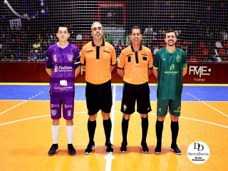 
<a style='margin-left: 5px;' class='btn btn-xs btn-social btn-facebook' href='https://www.facebook.com/sharer/sharer.php?u=https://ko-boladovale.web.getmuller.com.br/imgs/800-800-90/conteudo/fotos/2037/img4263.jpg' rel='popup' data-width='500' data-height='400'><i class='fa fa-facebook'></i>Compartilhar <span class='hidden-xs'>no Facebook</span>
</a> 
<a class='btn btn-default btn-xs' target='_blank' href='imgs/800-800-90/conteudo/fotos/2037/img4263.jpg'>
<span class='glyphicon glyphicon-cloud-download'></span> Salvar
</a> 
<span></span>