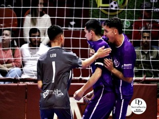 
<a style='margin-left: 5px;' class='btn btn-xs btn-social btn-facebook' href='https://www.facebook.com/sharer/sharer.php?u=https://ko-boladovale.web.getmuller.com.br/imgs/800-800-90/conteudo/fotos/2037/img4291.jpg' rel='popup' data-width='500' data-height='400'><i class='fa fa-facebook'></i>Compartilhar <span class='hidden-xs'>no Facebook</span>
</a> 
<a class='btn btn-default btn-xs' target='_blank' href='imgs/800-800-90/conteudo/fotos/2037/img4291.jpg'>
<span class='glyphicon glyphicon-cloud-download'></span> Salvar
</a> 
<span></span>