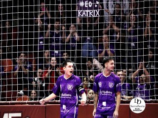 
<a style='margin-left: 5px;' class='btn btn-xs btn-social btn-facebook' href='https://www.facebook.com/sharer/sharer.php?u=https://ko-boladovale.web.getmuller.com.br/imgs/800-800-90/conteudo/fotos/2037/img4295.jpg' rel='popup' data-width='500' data-height='400'><i class='fa fa-facebook'></i>Compartilhar <span class='hidden-xs'>no Facebook</span>
</a> 
<a class='btn btn-default btn-xs' target='_blank' href='imgs/800-800-90/conteudo/fotos/2037/img4295.jpg'>
<span class='glyphicon glyphicon-cloud-download'></span> Salvar
</a> 
<span></span>