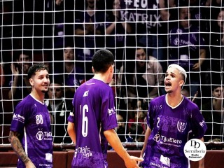 
<a style='margin-left: 5px;' class='btn btn-xs btn-social btn-facebook' href='https://www.facebook.com/sharer/sharer.php?u=https://ko-boladovale.web.getmuller.com.br/imgs/800-800-90/conteudo/fotos/2037/img4297.jpg' rel='popup' data-width='500' data-height='400'><i class='fa fa-facebook'></i>Compartilhar <span class='hidden-xs'>no Facebook</span>
</a> 
<a class='btn btn-default btn-xs' target='_blank' href='imgs/800-800-90/conteudo/fotos/2037/img4297.jpg'>
<span class='glyphicon glyphicon-cloud-download'></span> Salvar
</a> 
<span></span>