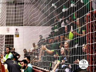 
<a style='margin-left: 5px;' class='btn btn-xs btn-social btn-facebook' href='https://www.facebook.com/sharer/sharer.php?u=https://ko-boladovale.web.getmuller.com.br/imgs/800-800-90/conteudo/fotos/2037/img4311.jpg' rel='popup' data-width='500' data-height='400'><i class='fa fa-facebook'></i>Compartilhar <span class='hidden-xs'>no Facebook</span>
</a> 
<a class='btn btn-default btn-xs' target='_blank' href='imgs/800-800-90/conteudo/fotos/2037/img4311.jpg'>
<span class='glyphicon glyphicon-cloud-download'></span> Salvar
</a> 
<span></span>