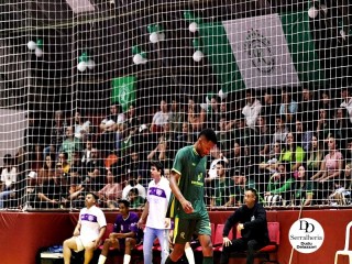 
<a style='margin-left: 5px;' class='btn btn-xs btn-social btn-facebook' href='https://www.facebook.com/sharer/sharer.php?u=https://ko-boladovale.web.getmuller.com.br/imgs/800-800-90/conteudo/fotos/2037/img4385.jpg' rel='popup' data-width='500' data-height='400'><i class='fa fa-facebook'></i>Compartilhar <span class='hidden-xs'>no Facebook</span>
</a> 
<a class='btn btn-default btn-xs' target='_blank' href='imgs/800-800-90/conteudo/fotos/2037/img4385.jpg'>
<span class='glyphicon glyphicon-cloud-download'></span> Salvar
</a> 
<span></span>