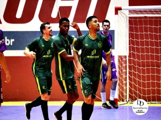 
<a style='margin-left: 5px;' class='btn btn-xs btn-social btn-facebook' href='https://www.facebook.com/sharer/sharer.php?u=https://ko-boladovale.web.getmuller.com.br/imgs/800-800-90/conteudo/fotos/2037/img4421.jpg' rel='popup' data-width='500' data-height='400'><i class='fa fa-facebook'></i>Compartilhar <span class='hidden-xs'>no Facebook</span>
</a> 
<a class='btn btn-default btn-xs' target='_blank' href='imgs/800-800-90/conteudo/fotos/2037/img4421.jpg'>
<span class='glyphicon glyphicon-cloud-download'></span> Salvar
</a> 
<span></span>