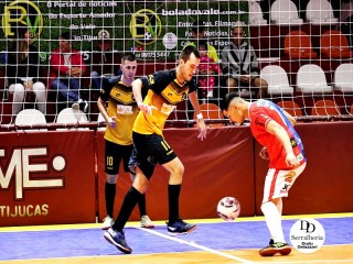 
<a style='margin-left: 5px;' class='btn btn-xs btn-social btn-facebook' href='https://www.facebook.com/sharer/sharer.php?u=https://ko-boladovale.web.getmuller.com.br/imgs/800-800-90/conteudo/fotos/2039/img4709.jpg' rel='popup' data-width='500' data-height='400'><i class='fa fa-facebook'></i>Compartilhar <span class='hidden-xs'>no Facebook</span>
</a> 
<a class='btn btn-default btn-xs' target='_blank' href='imgs/800-800-90/conteudo/fotos/2039/img4709.jpg'>
<span class='glyphicon glyphicon-cloud-download'></span> Salvar
</a> 
<span></span>