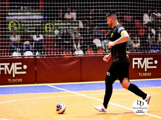 
<a style='margin-left: 5px;' class='btn btn-xs btn-social btn-facebook' href='https://www.facebook.com/sharer/sharer.php?u=https://ko-boladovale.web.getmuller.com.br/imgs/800-800-90/conteudo/fotos/2040/img5147.jpg' rel='popup' data-width='500' data-height='400'><i class='fa fa-facebook'></i>Compartilhar <span class='hidden-xs'>no Facebook</span>
</a> 
<a class='btn btn-default btn-xs' target='_blank' href='imgs/800-800-90/conteudo/fotos/2040/img5147.jpg'>
<span class='glyphicon glyphicon-cloud-download'></span> Salvar
</a> 
<span></span>