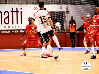 
<a style='margin-left: 5px;' class='btn btn-xs btn-social btn-facebook' href='https://www.facebook.com/sharer/sharer.php?u=https://ko-boladovale.web.getmuller.com.br/imgs/800-800-90/conteudo/fotos/2041/img5394.jpg' rel='popup' data-width='500' data-height='400'><i class='fa fa-facebook'></i>Compartilhar <span class='hidden-xs'>no Facebook</span>
</a> 
<a class='btn btn-default btn-xs' target='_blank' href='imgs/800-800-90/conteudo/fotos/2041/img5394.jpg'>
<span class='glyphicon glyphicon-cloud-download'></span> Salvar
</a> 
<span></span>