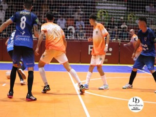 
<a style='margin-left: 5px;' class='btn btn-xs btn-social btn-facebook' href='https://www.facebook.com/sharer/sharer.php?u=https://ko-boladovale.web.getmuller.com.br/imgs/800-800-90/conteudo/fotos/2042/img5699.jpg' rel='popup' data-width='500' data-height='400'><i class='fa fa-facebook'></i>Compartilhar <span class='hidden-xs'>no Facebook</span>
</a> 
<a class='btn btn-default btn-xs' target='_blank' href='imgs/800-800-90/conteudo/fotos/2042/img5699.jpg'>
<span class='glyphicon glyphicon-cloud-download'></span> Salvar
</a> 
<span></span>