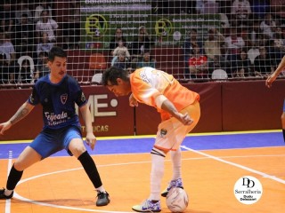 
<a style='margin-left: 5px;' class='btn btn-xs btn-social btn-facebook' href='https://www.facebook.com/sharer/sharer.php?u=https://ko-boladovale.web.getmuller.com.br/imgs/800-800-90/conteudo/fotos/2042/img5718.jpg' rel='popup' data-width='500' data-height='400'><i class='fa fa-facebook'></i>Compartilhar <span class='hidden-xs'>no Facebook</span>
</a> 
<a class='btn btn-default btn-xs' target='_blank' href='imgs/800-800-90/conteudo/fotos/2042/img5718.jpg'>
<span class='glyphicon glyphicon-cloud-download'></span> Salvar
</a> 
<span></span>