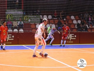 
<a style='margin-left: 5px;' class='btn btn-xs btn-social btn-facebook' href='https://www.facebook.com/sharer/sharer.php?u=https://ko-boladovale.web.getmuller.com.br/imgs/800-800-90/conteudo/fotos/2047/img6855.jpg' rel='popup' data-width='500' data-height='400'><i class='fa fa-facebook'></i>Compartilhar <span class='hidden-xs'>no Facebook</span>
</a> 
<a class='btn btn-default btn-xs' target='_blank' href='imgs/800-800-90/conteudo/fotos/2047/img6855.jpg'>
<span class='glyphicon glyphicon-cloud-download'></span> Salvar
</a> 
<span></span>