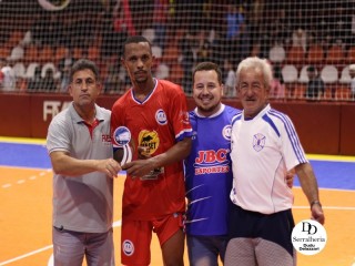 
<a style='margin-left: 5px;' class='btn btn-xs btn-social btn-facebook' href='https://www.facebook.com/sharer/sharer.php?u=https://ko-boladovale.web.getmuller.com.br/imgs/800-800-90/conteudo/fotos/2047/img6950.jpg' rel='popup' data-width='500' data-height='400'><i class='fa fa-facebook'></i>Compartilhar <span class='hidden-xs'>no Facebook</span>
</a> 
<a class='btn btn-default btn-xs' target='_blank' href='imgs/800-800-90/conteudo/fotos/2047/img6950.jpg'>
<span class='glyphicon glyphicon-cloud-download'></span> Salvar
</a> 
<span></span>