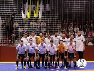 
<a style='margin-left: 5px;' class='btn btn-xs btn-social btn-facebook' href='https://www.facebook.com/sharer/sharer.php?u=https://ko-boladovale.web.getmuller.com.br/imgs/800-800-90/conteudo/fotos/2050/img9428.jpg' rel='popup' data-width='500' data-height='400'><i class='fa fa-facebook'></i>Compartilhar <span class='hidden-xs'>no Facebook</span>
</a> 
<a class='btn btn-default btn-xs' target='_blank' href='imgs/800-800-90/conteudo/fotos/2050/img9428.jpg'>
<span class='glyphicon glyphicon-cloud-download'></span> Salvar
</a> 
<span></span>