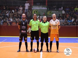 
<a style='margin-left: 5px;' class='btn btn-xs btn-social btn-facebook' href='https://www.facebook.com/sharer/sharer.php?u=https://ko-boladovale.web.getmuller.com.br/imgs/800-800-90/conteudo/fotos/2051/img9610.jpg' rel='popup' data-width='500' data-height='400'><i class='fa fa-facebook'></i>Compartilhar <span class='hidden-xs'>no Facebook</span>
</a> 
<a class='btn btn-default btn-xs' target='_blank' href='imgs/800-800-90/conteudo/fotos/2051/img9610.jpg'>
<span class='glyphicon glyphicon-cloud-download'></span> Salvar
</a> 
<span></span>