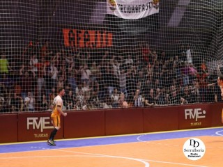 
<a style='margin-left: 5px;' class='btn btn-xs btn-social btn-facebook' href='https://www.facebook.com/sharer/sharer.php?u=https://ko-boladovale.web.getmuller.com.br/imgs/800-800-90/conteudo/fotos/2051/img9749.jpg' rel='popup' data-width='500' data-height='400'><i class='fa fa-facebook'></i>Compartilhar <span class='hidden-xs'>no Facebook</span>
</a> 
<a class='btn btn-default btn-xs' target='_blank' href='imgs/800-800-90/conteudo/fotos/2051/img9749.jpg'>
<span class='glyphicon glyphicon-cloud-download'></span> Salvar
</a> 
<span></span>