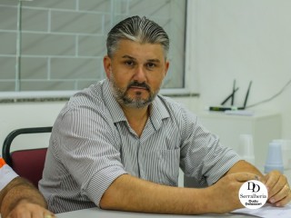 
<a style='margin-left: 5px;' class='btn btn-xs btn-social btn-facebook' href='https://www.facebook.com/sharer/sharer.php?u=https://ko-boladovale.web.getmuller.com.br/imgs/800-800-90/conteudo/fotos/2052/img2181.jpg' rel='popup' data-width='500' data-height='400'><i class='fa fa-facebook'></i>Compartilhar <span class='hidden-xs'>no Facebook</span>
</a> 
<a class='btn btn-default btn-xs' target='_blank' href='imgs/800-800-90/conteudo/fotos/2052/img2181.jpg'>
<span class='glyphicon glyphicon-cloud-download'></span> Salvar
</a> 
<span></span>