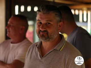 
<a style='margin-left: 5px;' class='btn btn-xs btn-social btn-facebook' href='https://www.facebook.com/sharer/sharer.php?u=https://ko-boladovale.web.getmuller.com.br/imgs/800-800-90/conteudo/fotos/2053/img9999-12.jpg' rel='popup' data-width='500' data-height='400'><i class='fa fa-facebook'></i>Compartilhar <span class='hidden-xs'>no Facebook</span>
</a> 
<a class='btn btn-default btn-xs' target='_blank' href='imgs/800-800-90/conteudo/fotos/2053/img9999-12.jpg'>
<span class='glyphicon glyphicon-cloud-download'></span> Salvar
</a> 
<span></span>