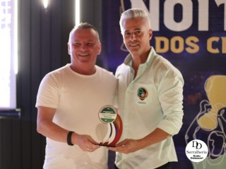 
<a style='margin-left: 5px;' class='btn btn-xs btn-social btn-facebook' href='https://www.facebook.com/sharer/sharer.php?u=https://ko-boladovale.web.getmuller.com.br/imgs/800-800-90/conteudo/fotos/2053/img9999-21.jpg' rel='popup' data-width='500' data-height='400'><i class='fa fa-facebook'></i>Compartilhar <span class='hidden-xs'>no Facebook</span>
</a> 
<a class='btn btn-default btn-xs' target='_blank' href='imgs/800-800-90/conteudo/fotos/2053/img9999-21.jpg'>
<span class='glyphicon glyphicon-cloud-download'></span> Salvar
</a> 
<span></span>