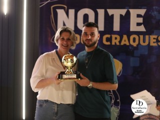 
<a style='margin-left: 5px;' class='btn btn-xs btn-social btn-facebook' href='https://www.facebook.com/sharer/sharer.php?u=https://ko-boladovale.web.getmuller.com.br/imgs/800-800-90/conteudo/fotos/2053/img9999-55.jpg' rel='popup' data-width='500' data-height='400'><i class='fa fa-facebook'></i>Compartilhar <span class='hidden-xs'>no Facebook</span>
</a> 
<a class='btn btn-default btn-xs' target='_blank' href='imgs/800-800-90/conteudo/fotos/2053/img9999-55.jpg'>
<span class='glyphicon glyphicon-cloud-download'></span> Salvar
</a> 
<span></span>