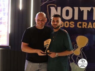 
<a style='margin-left: 5px;' class='btn btn-xs btn-social btn-facebook' href='https://www.facebook.com/sharer/sharer.php?u=https://ko-boladovale.web.getmuller.com.br/imgs/800-800-90/conteudo/fotos/2053/img9999-60.jpg' rel='popup' data-width='500' data-height='400'><i class='fa fa-facebook'></i>Compartilhar <span class='hidden-xs'>no Facebook</span>
</a> 
<a class='btn btn-default btn-xs' target='_blank' href='imgs/800-800-90/conteudo/fotos/2053/img9999-60.jpg'>
<span class='glyphicon glyphicon-cloud-download'></span> Salvar
</a> 
<span></span>