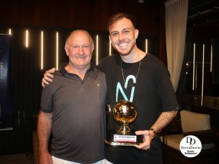 
<a style='margin-left: 5px;' class='btn btn-xs btn-social btn-facebook' href='https://www.facebook.com/sharer/sharer.php?u=https://ko-boladovale.web.getmuller.com.br/imgs/800-800-90/conteudo/fotos/2053/img9999-68.jpg' rel='popup' data-width='500' data-height='400'><i class='fa fa-facebook'></i>Compartilhar <span class='hidden-xs'>no Facebook</span>
</a> 
<a class='btn btn-default btn-xs' target='_blank' href='imgs/800-800-90/conteudo/fotos/2053/img9999-68.jpg'>
<span class='glyphicon glyphicon-cloud-download'></span> Salvar
</a> 
<span></span>