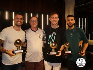 
<a style='margin-left: 5px;' class='btn btn-xs btn-social btn-facebook' href='https://www.facebook.com/sharer/sharer.php?u=https://ko-boladovale.web.getmuller.com.br/imgs/800-800-90/conteudo/fotos/2053/img9999-69.jpg' rel='popup' data-width='500' data-height='400'><i class='fa fa-facebook'></i>Compartilhar <span class='hidden-xs'>no Facebook</span>
</a> 
<a class='btn btn-default btn-xs' target='_blank' href='imgs/800-800-90/conteudo/fotos/2053/img9999-69.jpg'>
<span class='glyphicon glyphicon-cloud-download'></span> Salvar
</a> 
<span></span>