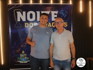 
<a style='margin-left: 5px;' class='btn btn-xs btn-social btn-facebook' href='https://www.facebook.com/sharer/sharer.php?u=https://ko-boladovale.web.getmuller.com.br/imgs/800-800-90/conteudo/fotos/2053/img9999-77.jpg' rel='popup' data-width='500' data-height='400'><i class='fa fa-facebook'></i>Compartilhar <span class='hidden-xs'>no Facebook</span>
</a> 
<a class='btn btn-default btn-xs' target='_blank' href='imgs/800-800-90/conteudo/fotos/2053/img9999-77.jpg'>
<span class='glyphicon glyphicon-cloud-download'></span> Salvar
</a> 
<span></span>