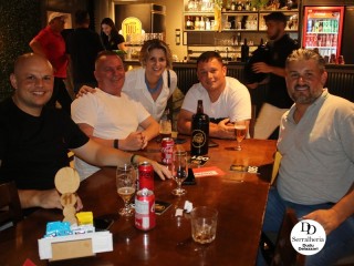 
<a style='margin-left: 5px;' class='btn btn-xs btn-social btn-facebook' href='https://www.facebook.com/sharer/sharer.php?u=https://ko-boladovale.web.getmuller.com.br/imgs/800-800-90/conteudo/fotos/2053/img9999-78.jpg' rel='popup' data-width='500' data-height='400'><i class='fa fa-facebook'></i>Compartilhar <span class='hidden-xs'>no Facebook</span>
</a> 
<a class='btn btn-default btn-xs' target='_blank' href='imgs/800-800-90/conteudo/fotos/2053/img9999-78.jpg'>
<span class='glyphicon glyphicon-cloud-download'></span> Salvar
</a> 
<span></span>