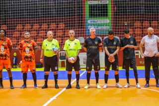 
<a style='margin-left: 5px;' class='btn btn-xs btn-social btn-facebook' href='https://www.facebook.com/sharer/sharer.php?u=https://ko-boladovale.web.getmuller.com.br/imgs/800-800-90/conteudo/fotos/2054/img5154.jpg' rel='popup' data-width='500' data-height='400'><i class='fa fa-facebook'></i>Compartilhar <span class='hidden-xs'>no Facebook</span>
</a> 
<a class='btn btn-default btn-xs' target='_blank' href='imgs/800-800-90/conteudo/fotos/2054/img5154.jpg'>
<span class='glyphicon glyphicon-cloud-download'></span> Salvar
</a> 
<span></span>