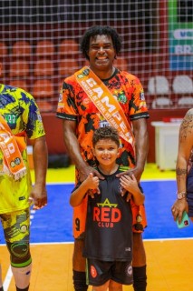 
<a style='margin-left: 5px;' class='btn btn-xs btn-social btn-facebook' href='https://www.facebook.com/sharer/sharer.php?u=https://ko-boladovale.web.getmuller.com.br/imgs/800-800-90/conteudo/fotos/2054/img5195.jpg' rel='popup' data-width='500' data-height='400'><i class='fa fa-facebook'></i>Compartilhar <span class='hidden-xs'>no Facebook</span>
</a> 
<a class='btn btn-default btn-xs' target='_blank' href='imgs/800-800-90/conteudo/fotos/2054/img5195.jpg'>
<span class='glyphicon glyphicon-cloud-download'></span> Salvar
</a> 
<span></span>