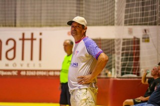 
<a style='margin-left: 5px;' class='btn btn-xs btn-social btn-facebook' href='https://www.facebook.com/sharer/sharer.php?u=https://ko-boladovale.web.getmuller.com.br/imgs/800-800-90/conteudo/fotos/2054/img5338.jpg' rel='popup' data-width='500' data-height='400'><i class='fa fa-facebook'></i>Compartilhar <span class='hidden-xs'>no Facebook</span>
</a> 
<a class='btn btn-default btn-xs' target='_blank' href='imgs/800-800-90/conteudo/fotos/2054/img5338.jpg'>
<span class='glyphicon glyphicon-cloud-download'></span> Salvar
</a> 
<span></span>